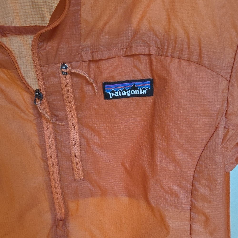 Patagonia Womens Houdini Half Zip Pullover - Picture 2 of 4